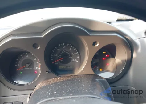 2002 Nissan Xterra Xe из США, поврежденный, VIN 5N1ED28Y82C571264